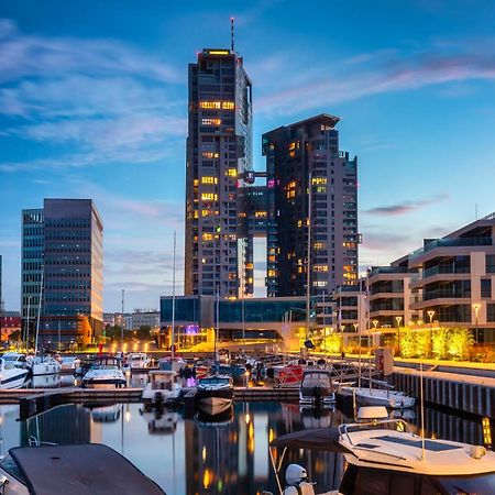 Tropical Springs By Baltica Apartments Gdynia Bagian luar foto